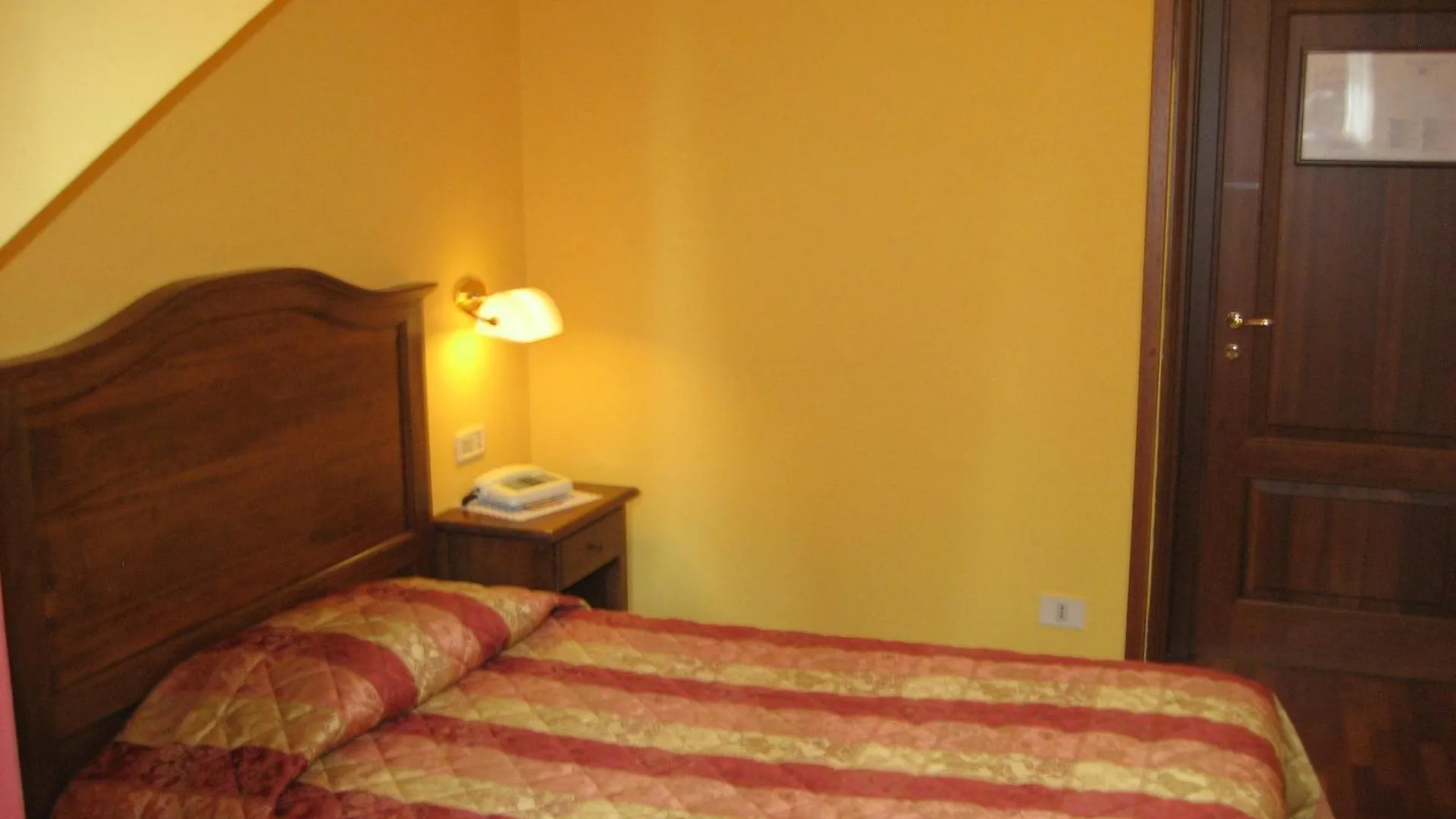 La Torre Ai Mari Hotell Sarteano